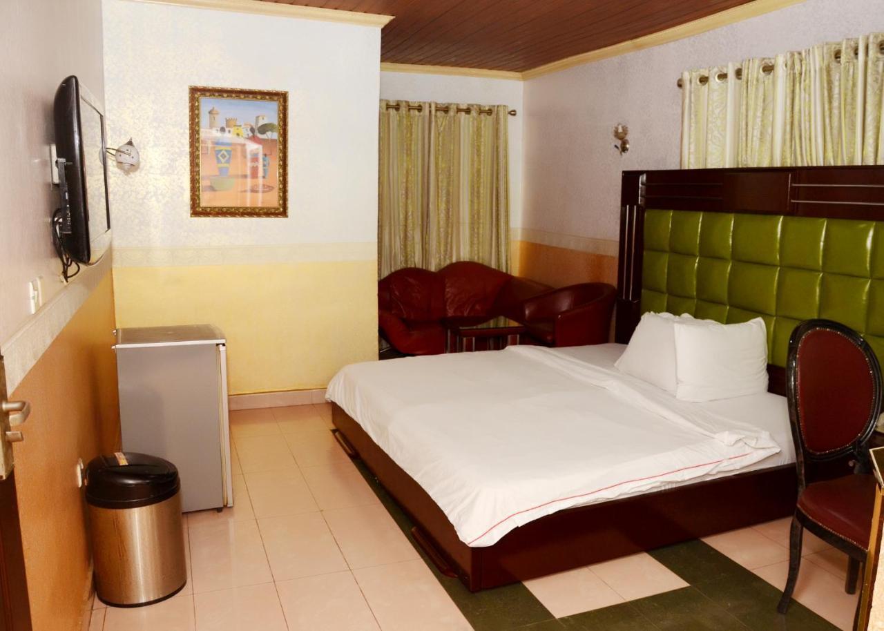 Terrace Green Hotels & Suite Лагос Экстерьер фото